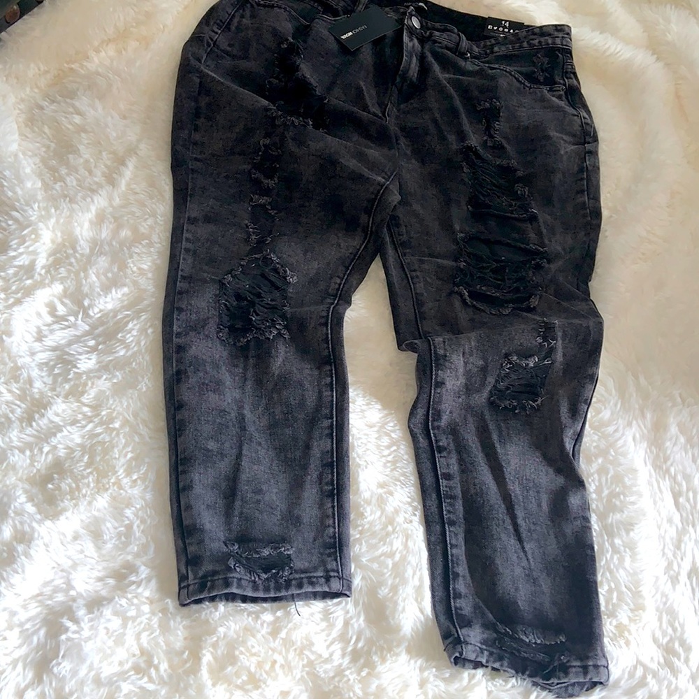 Black distressed jeans